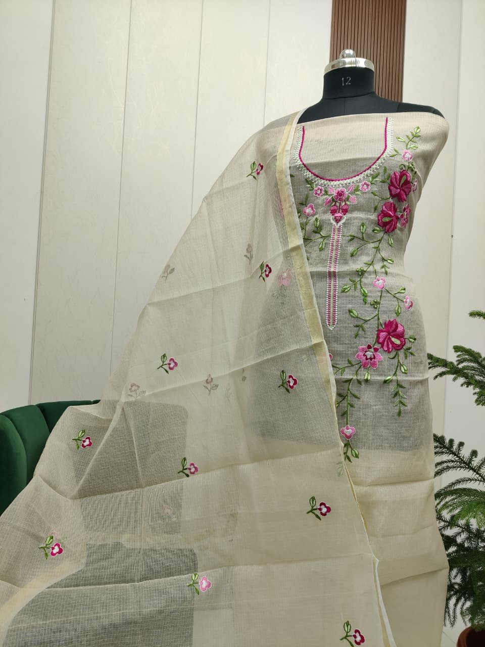 Pure kota doriya thread work cotton unstitched suit( top+duptta)