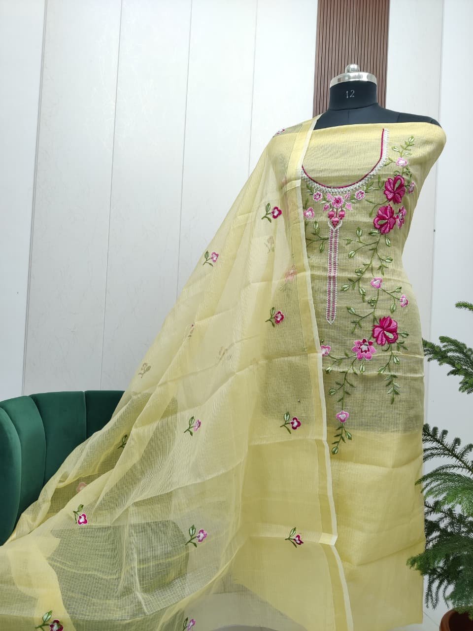 Pure kota doriya thread work cotton unstitched suit( top+duptta)