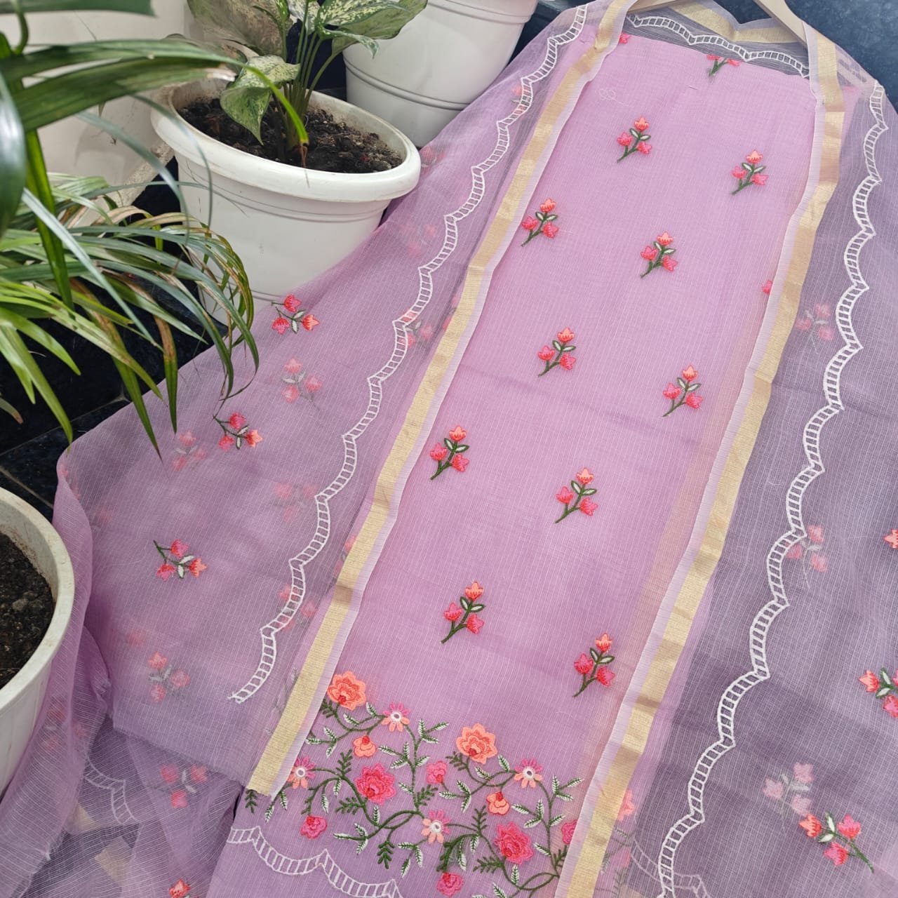 Pure kota doriya thread work cotton unstitched suit( top+duptta)