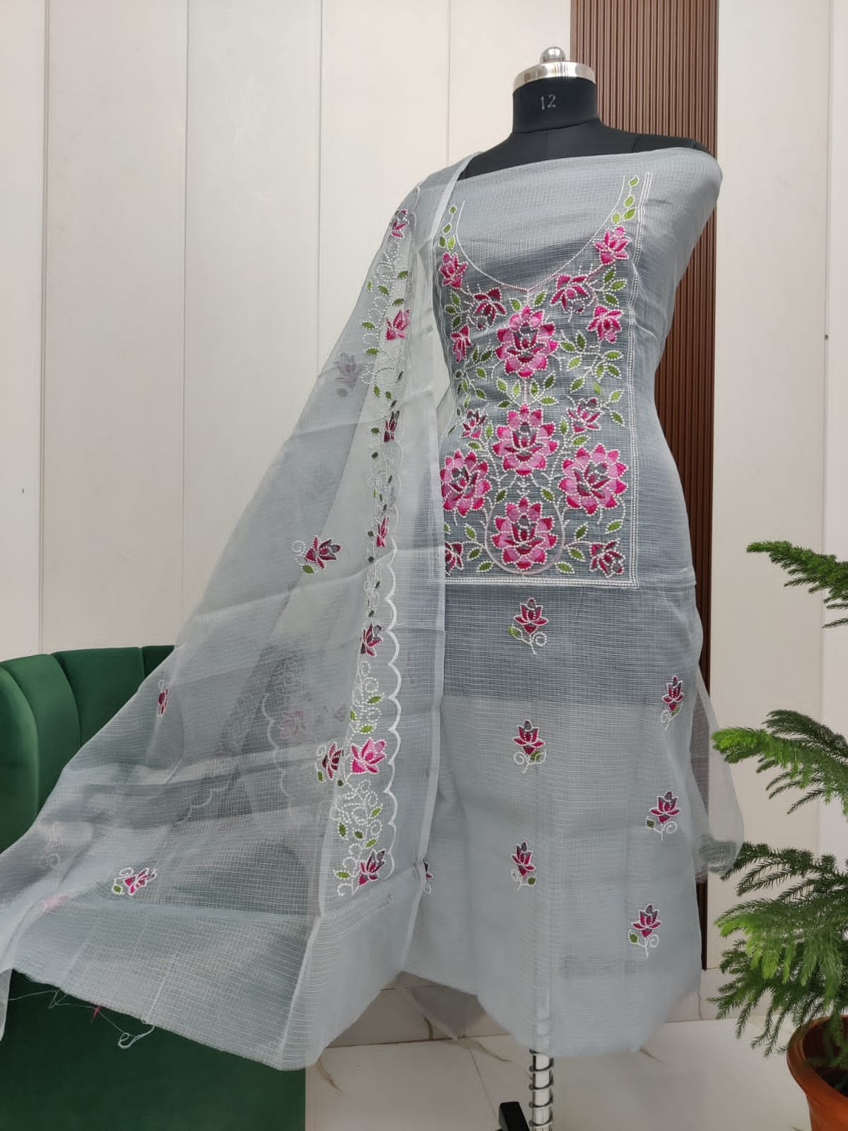 Pure kota doriya thread work cotton unstitched suit( top+duptta)